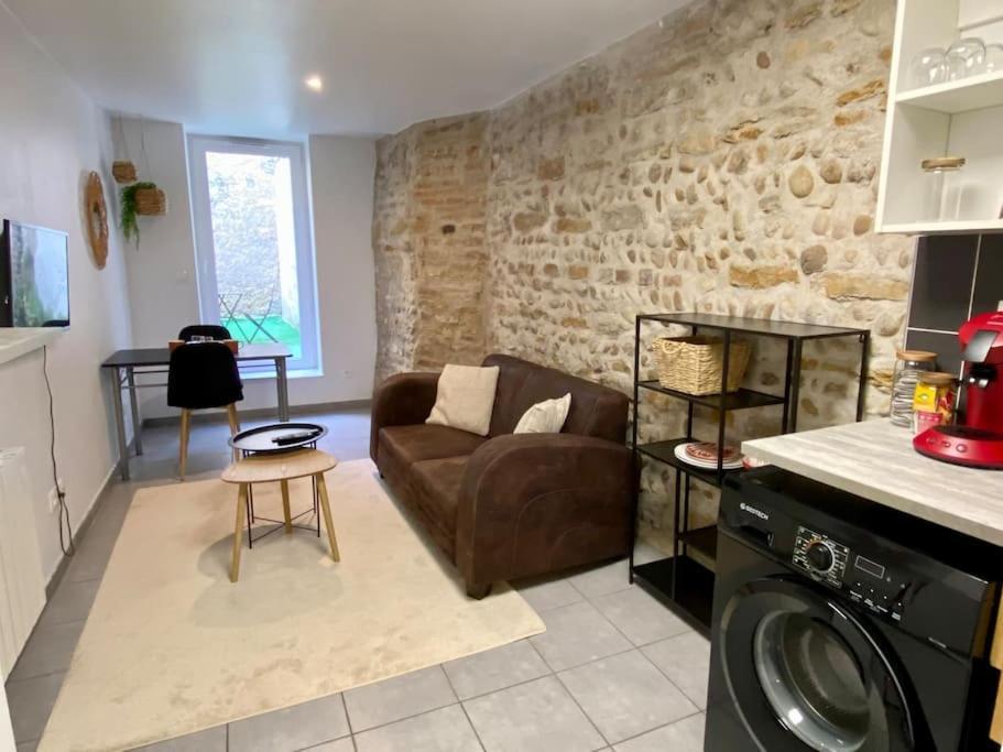 Vaste Appartement Renove - Centre Ville Bourg-en-Bresse Exterior foto